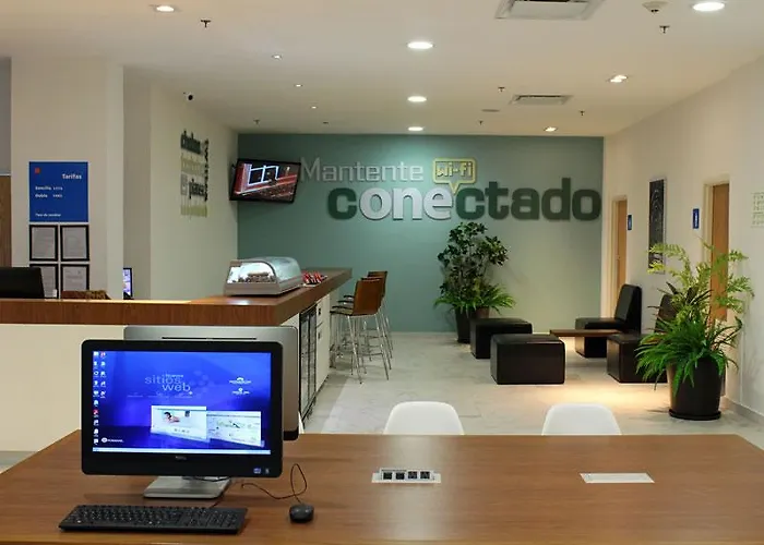 Hotel One Ciudad De La Raza